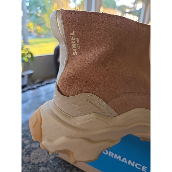 Sorel Kinetic Breakthru Acadia Size 6 Waterproof Sneaker Boot Tawny Buff Womens - Picture 2 of 11